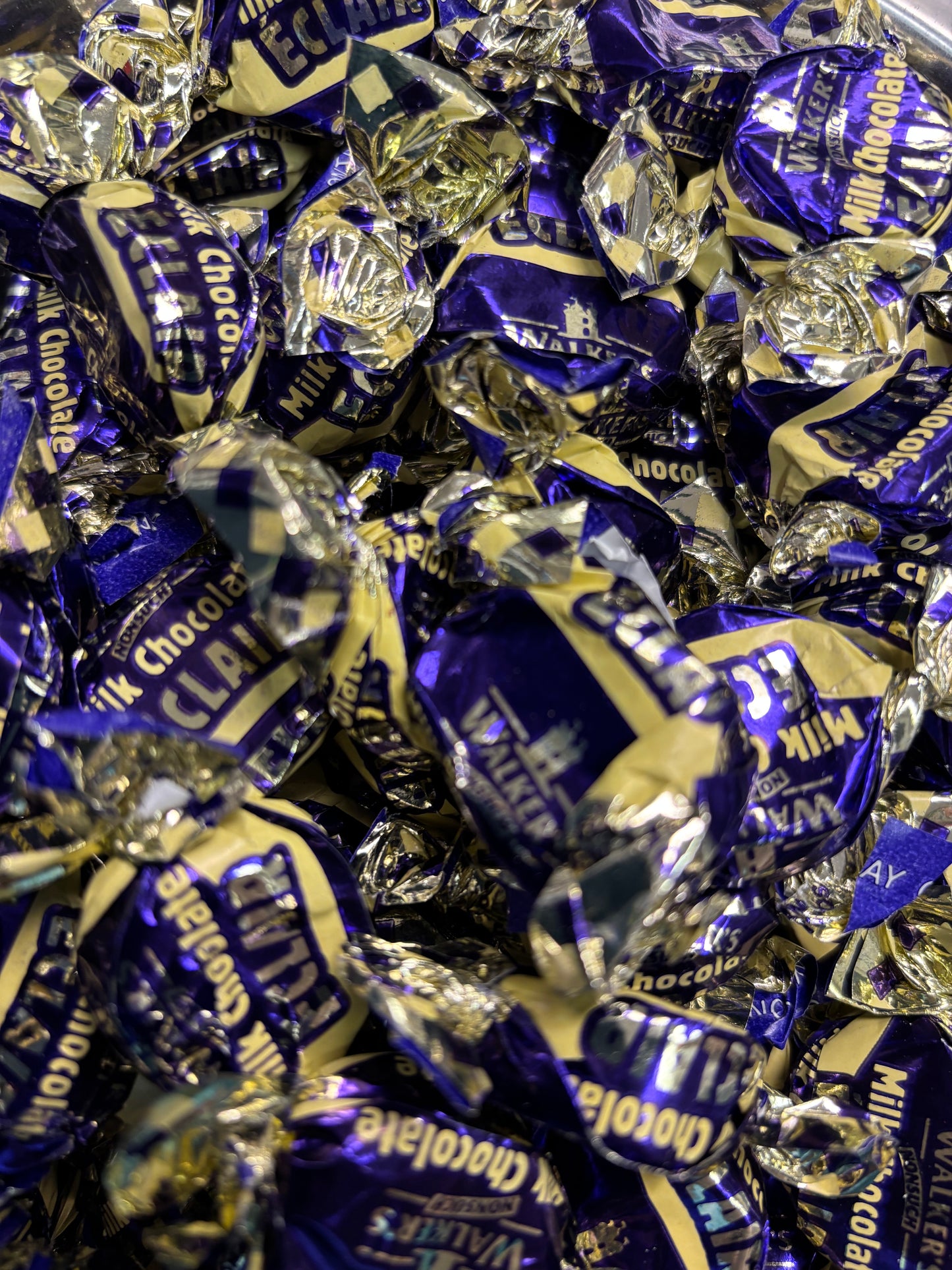Chocolate Eclairs 300g