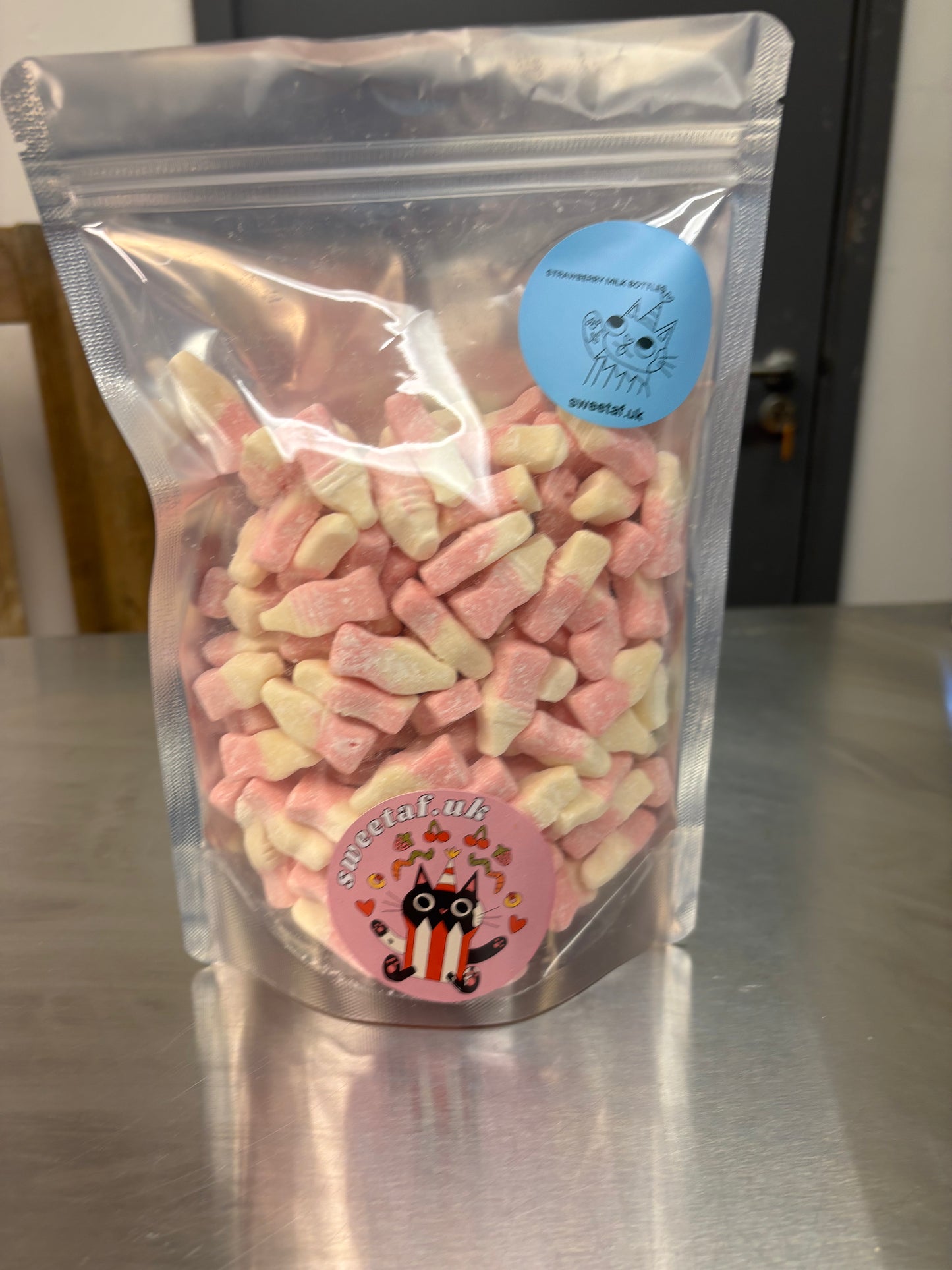 Strawberry Milkshake Bottles 400g