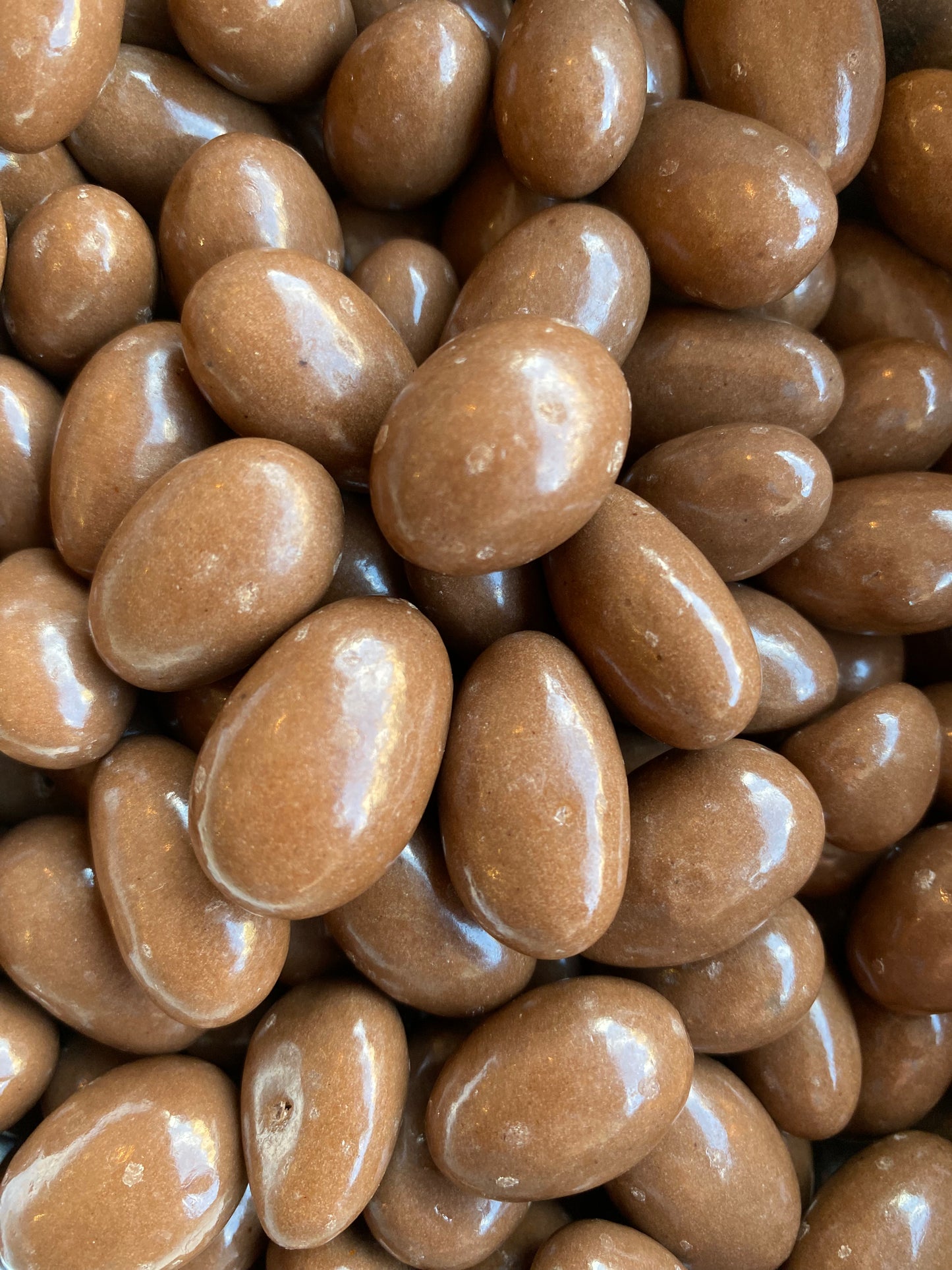 Chocolate Almonds 250g