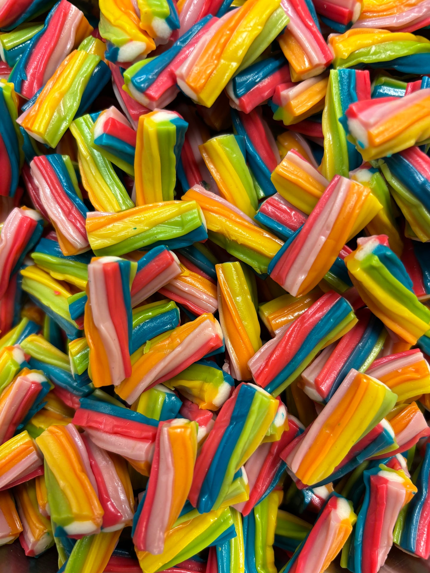 Rainbow Pencil Bites 400g